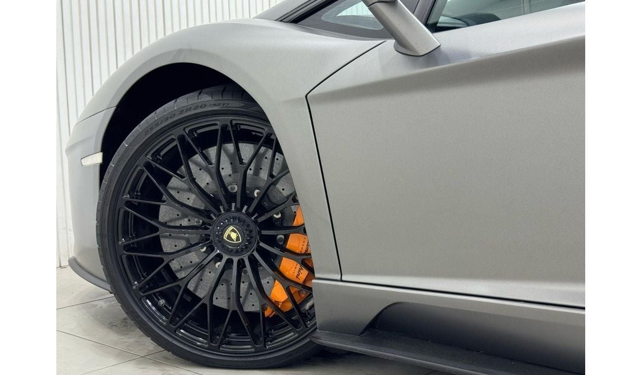 Lamborghini Aventador 2018 Lamborghini Aventador S, Full PPF,1 Year Warranty, Full Agency Service History, GCC