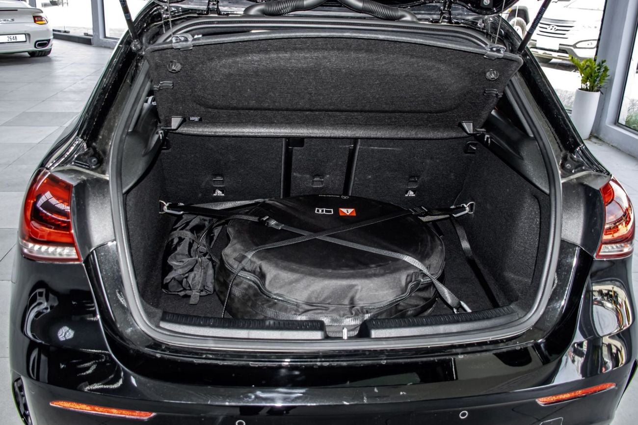 Mercedes Benz A35 AMG Mercedes-Benz A-Class 35 AMG 2023