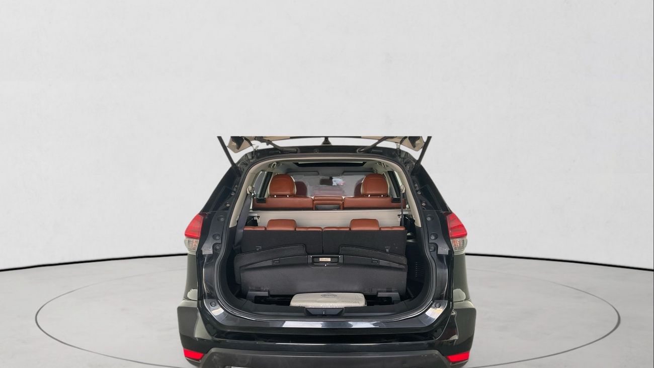 نيسان إكس تريل 2.5 SL 4WD 7STR AUTO LANE DEPARTURE | شامل الضمان | 0 ﺪﻔﻋﺓ ﺃﻮﻟﻯ