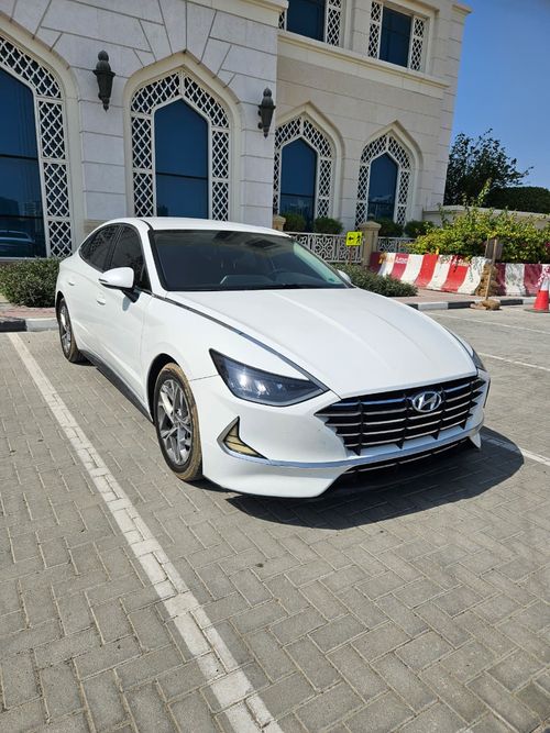 هيونداي سوناتا Mid option 2.5L