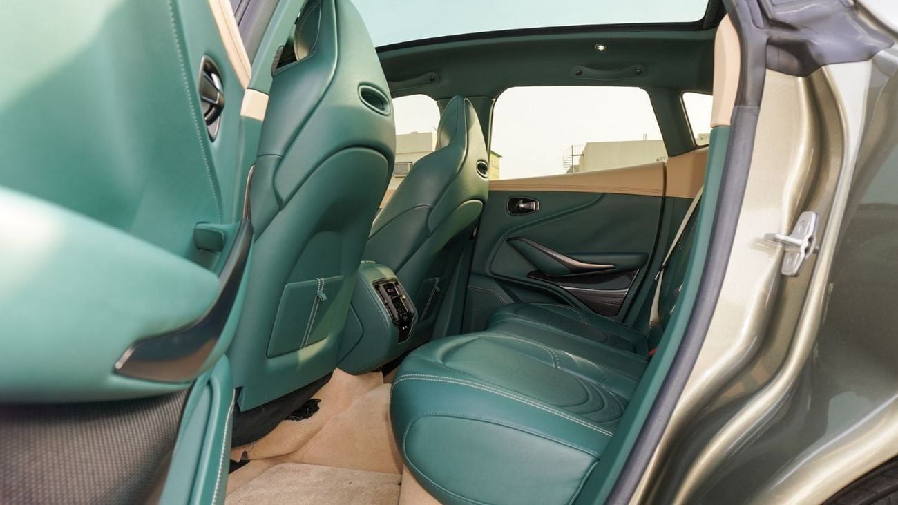 أستون مارتن DBX أستون مارتن DBX 707 2024