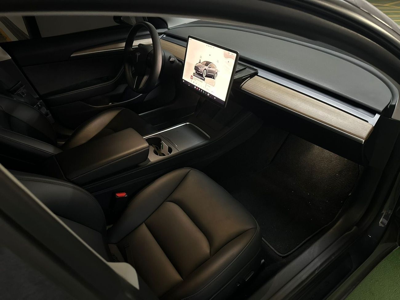 Tesla Model 3 Long Range (AWD)