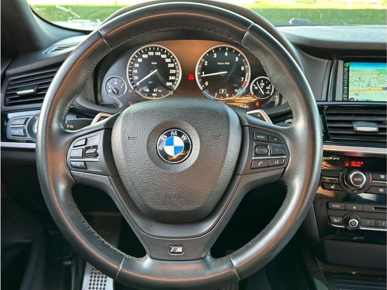 BMW X4 xDrive 28i M Sport BMW X4 Xdrive28i 2016 GCC ( body kit M power ) accident free // perfect condition