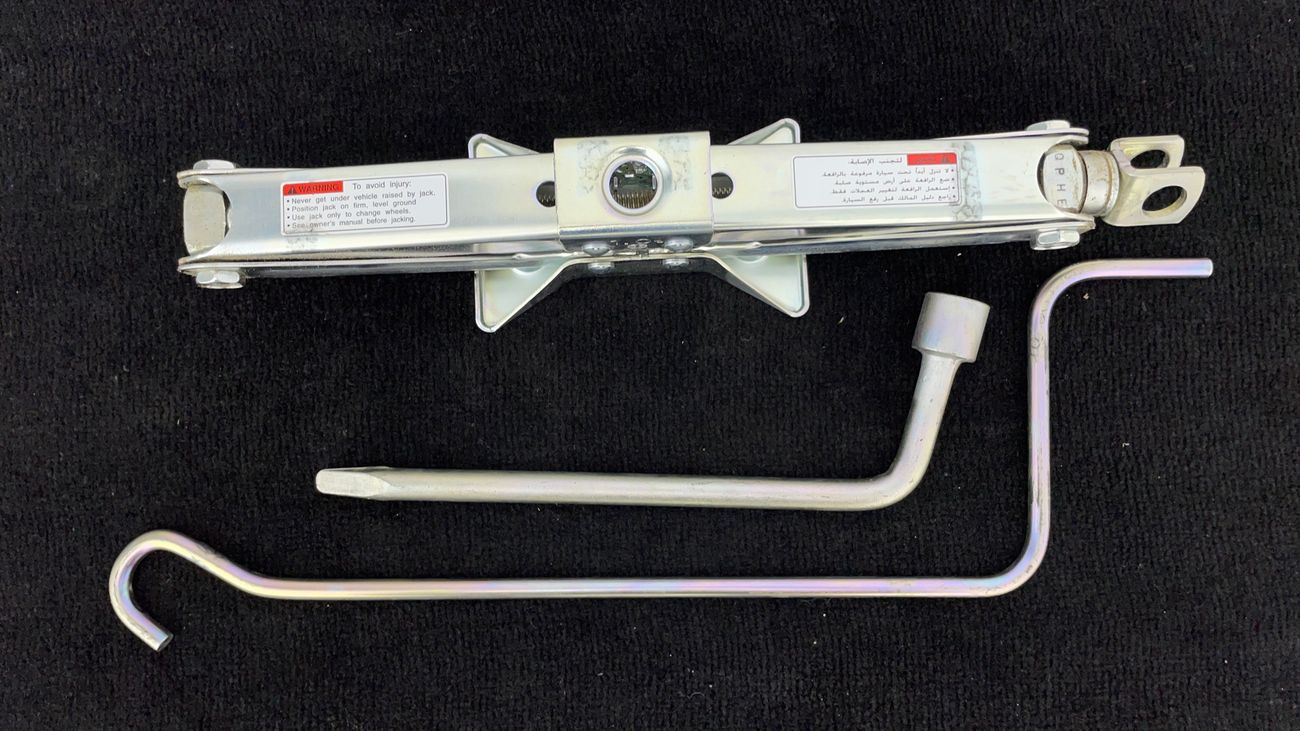 سوزوكي جيمني GL M/T 1.5 | بدون دفعة مقدمة | اختبار قيادة مجاني للمنزل