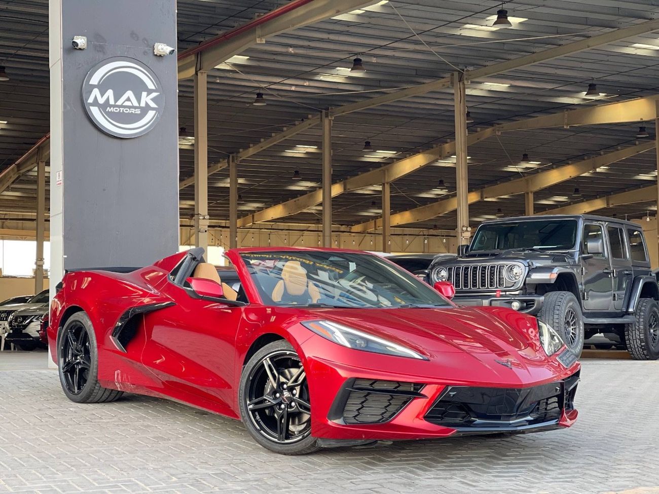 Chevrolet Corvette 1LT 6.2L (490 HP) Convertible C8 STINGRAY/ 6.2L V8 / CONVERTIBLE / LOW MILEAGE / FULL OPTION /BIG SC