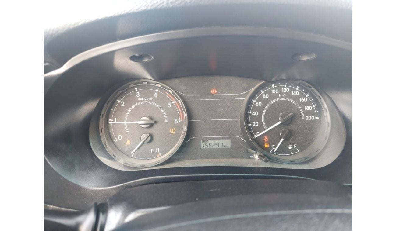 تويوتا هيلوكس DC 2.4L 4WD DIESEL MANUAL TRANSMISSION