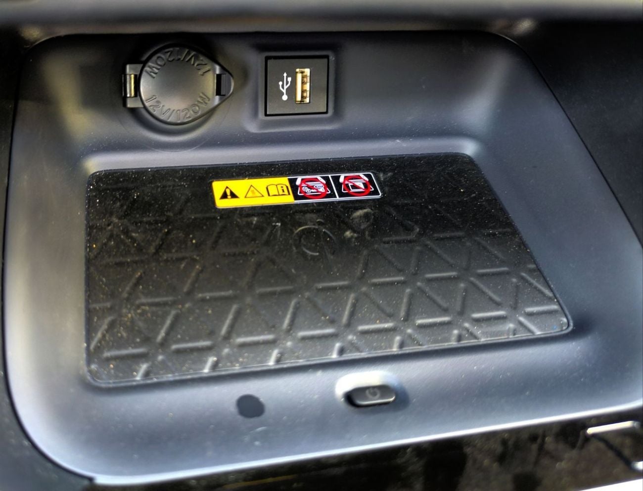 Toyota RAV4 XLE 2.0 FULL OPTION PANORAMA
