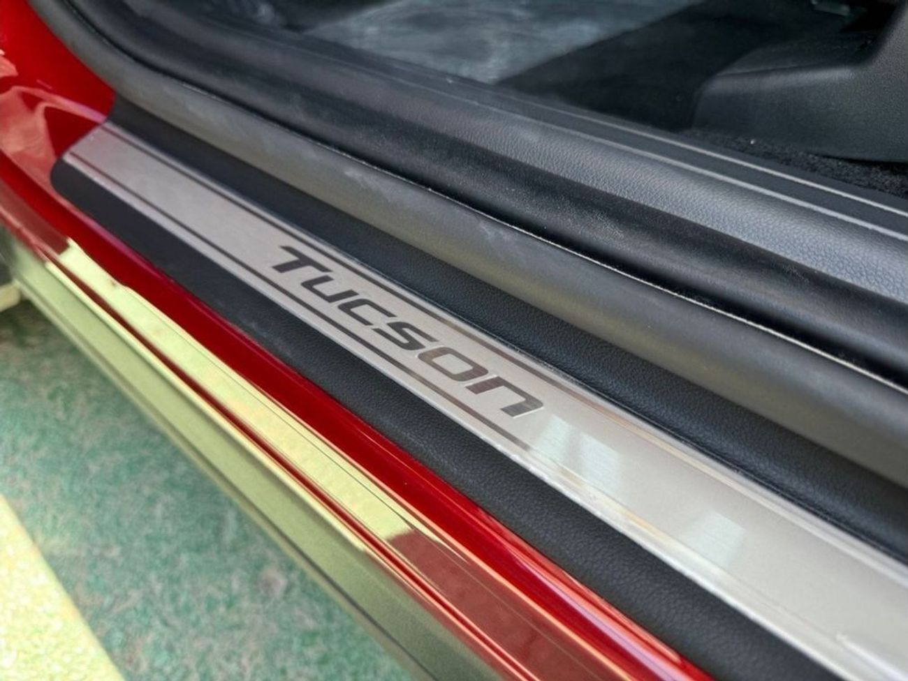 Hyundai Tucson HYUNDAI TUCSON 1.6T - 2025 MODEL - RED COLOR