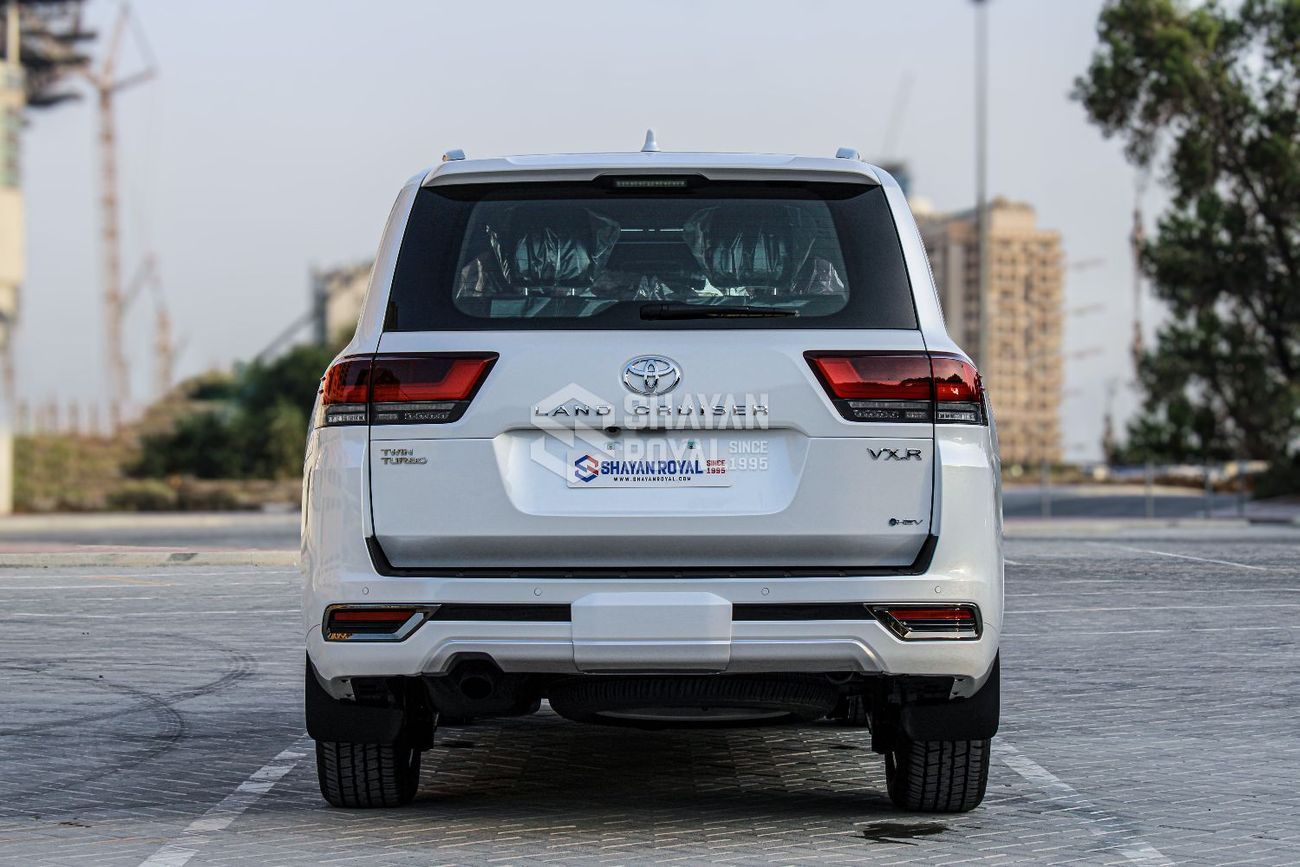 Toyota Land Cruiser LHD LC300 VXR 3.5L HYBRID 457TT 7-SEATS AT 2025MY