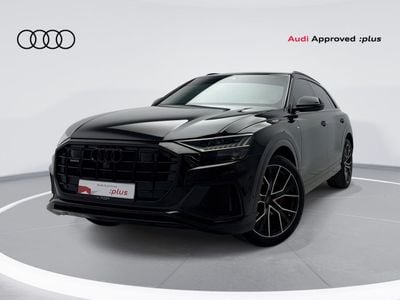أودي Q8 55 TFSI quattro (340 HP) Q8 55 TFSI quat 340hp Luxury (Ref# 38605)