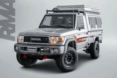 Toyota Land Cruiser Pick Up LX Pick Up