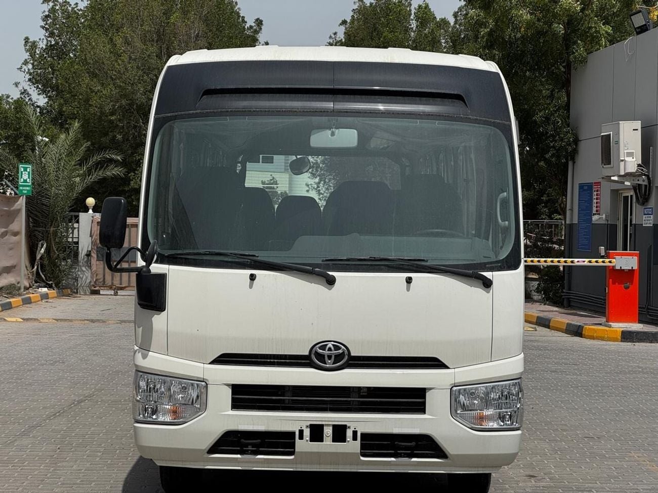 Toyota Coaster 