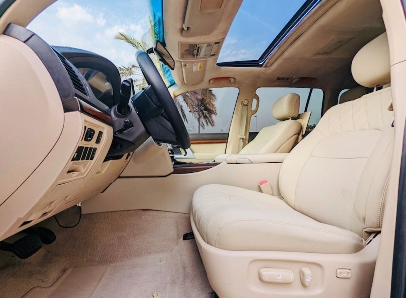 تويوتا لاند كروزر Toyota landcuriser Years 2016 GXR V6 full option 4.0L petrol