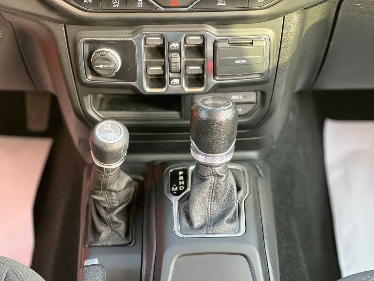 Jeep Wrangler 2.0L PTR A/T // 2023 // SPORT S  HIGH OPTION WITH DVD & CAMERA BACK , CRUISE CONTROL // SPECIAL PRIC