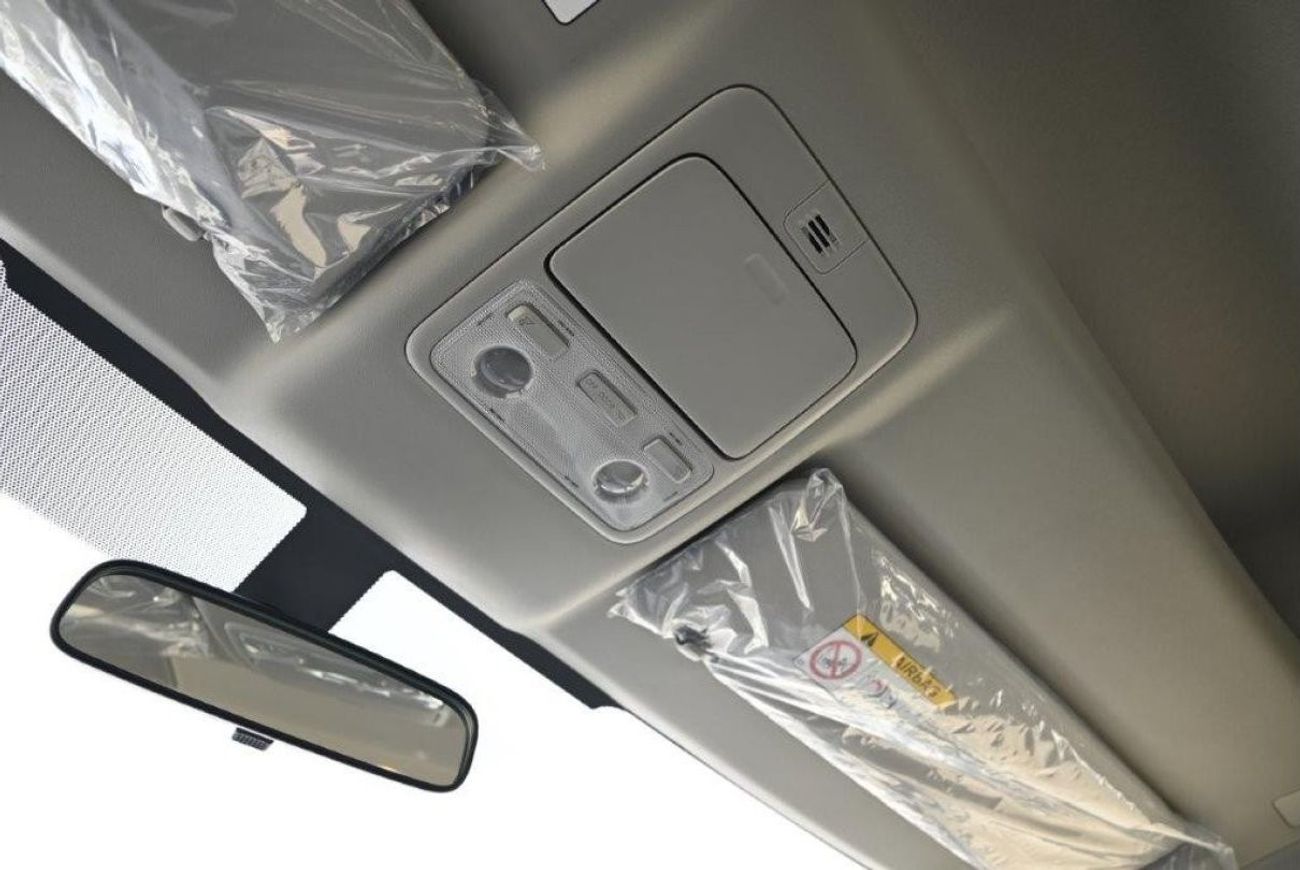 تويوتا هاياس Highroof 2.8L Diesel 13 Seater Manual Transmission