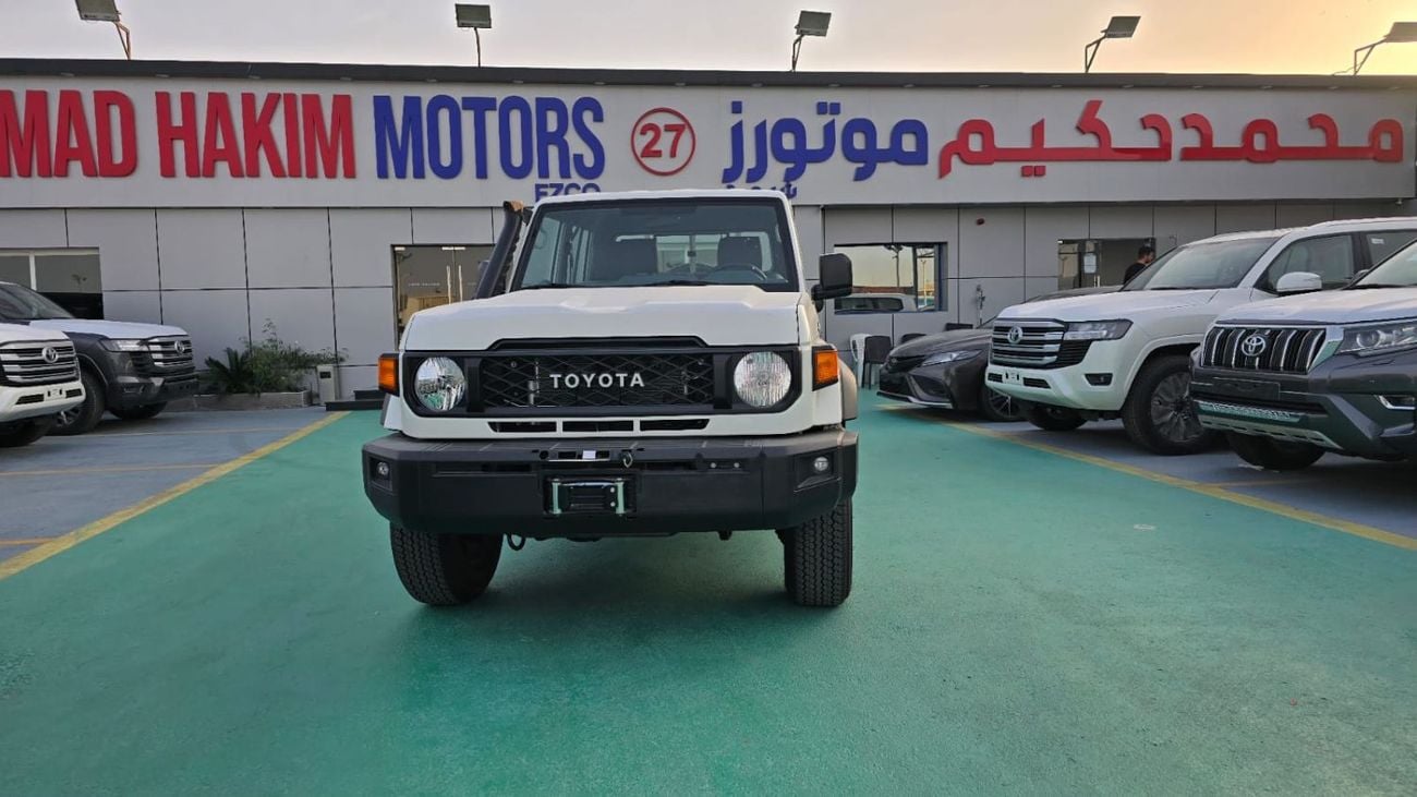 تويوتا لاند كروزر بيك آب LAND CRUISER PICK UP 4.5L DIESEL DC AUTOMATIC ZERO KM