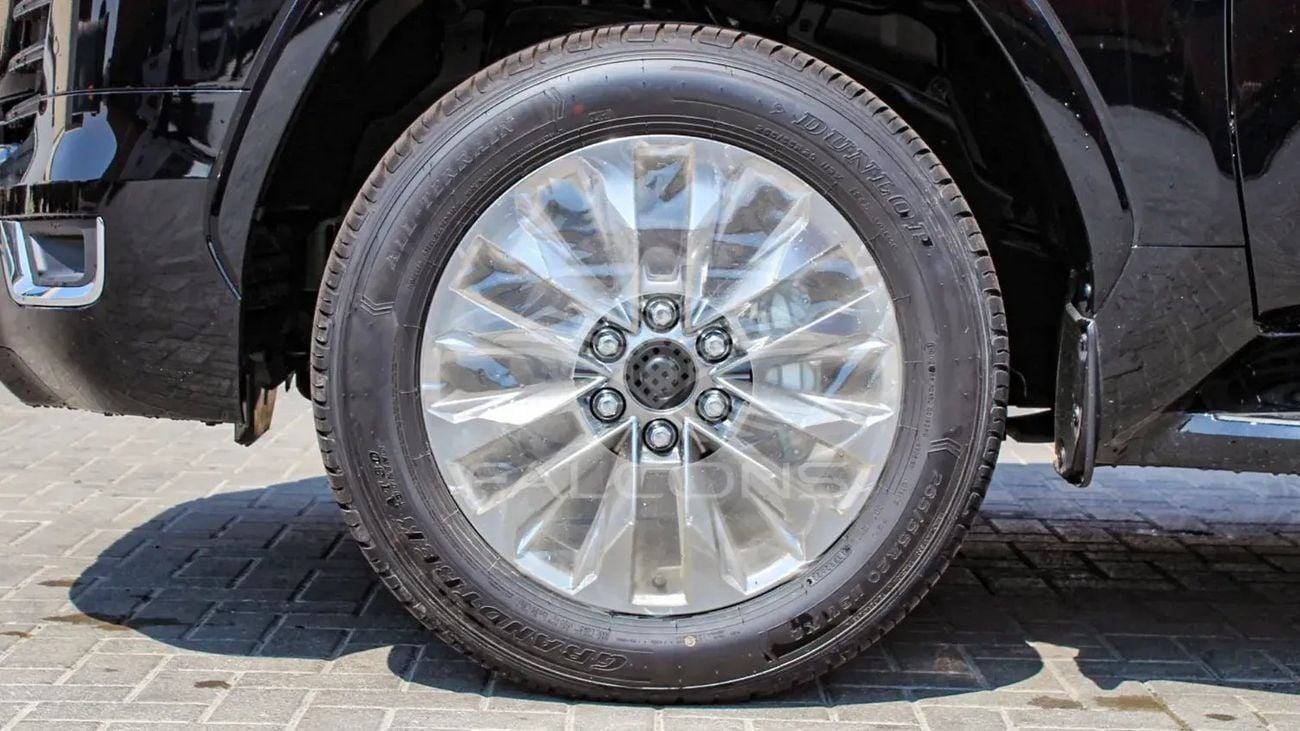 تويوتا لاند كروزر VXR Toyota LC300 3.3L VX-R V6 Turbo Diesel AT