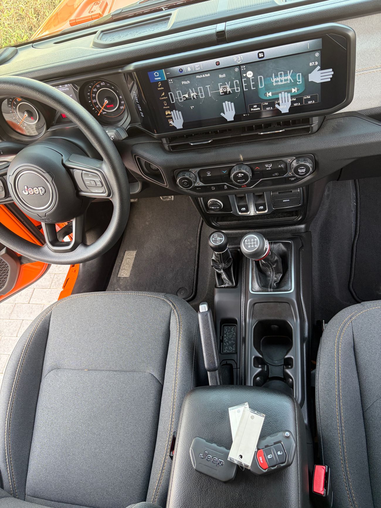 Jeep Wrangler Sport S 3.6L M/T