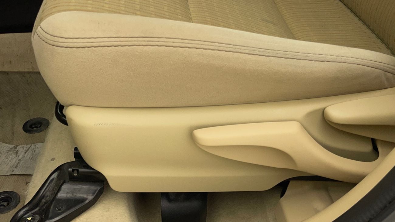 تويوتا يارس SE 1.5 | بدون دفعة مقدمة | اختبار القيادة في المنزل