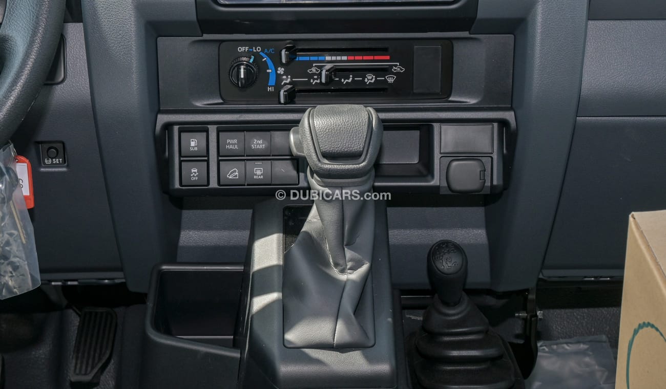 Toyota Land Cruiser 70 4.0L. V6. A/T