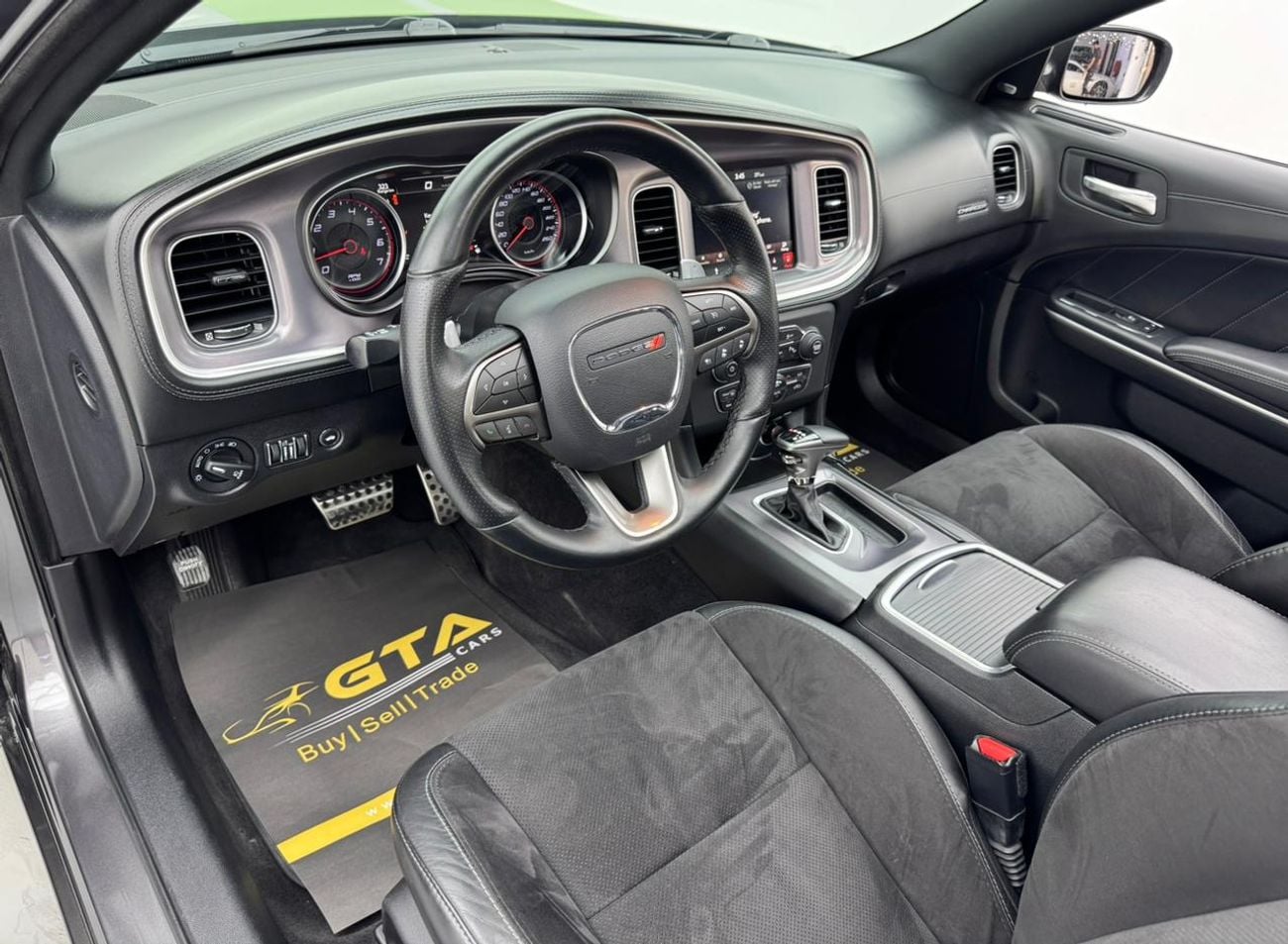 Dodge Charger R/T 5.7L 2019 Dodge Charger R/T, Warranty, Full Service History, Fully Loaded, Excellent Condition,