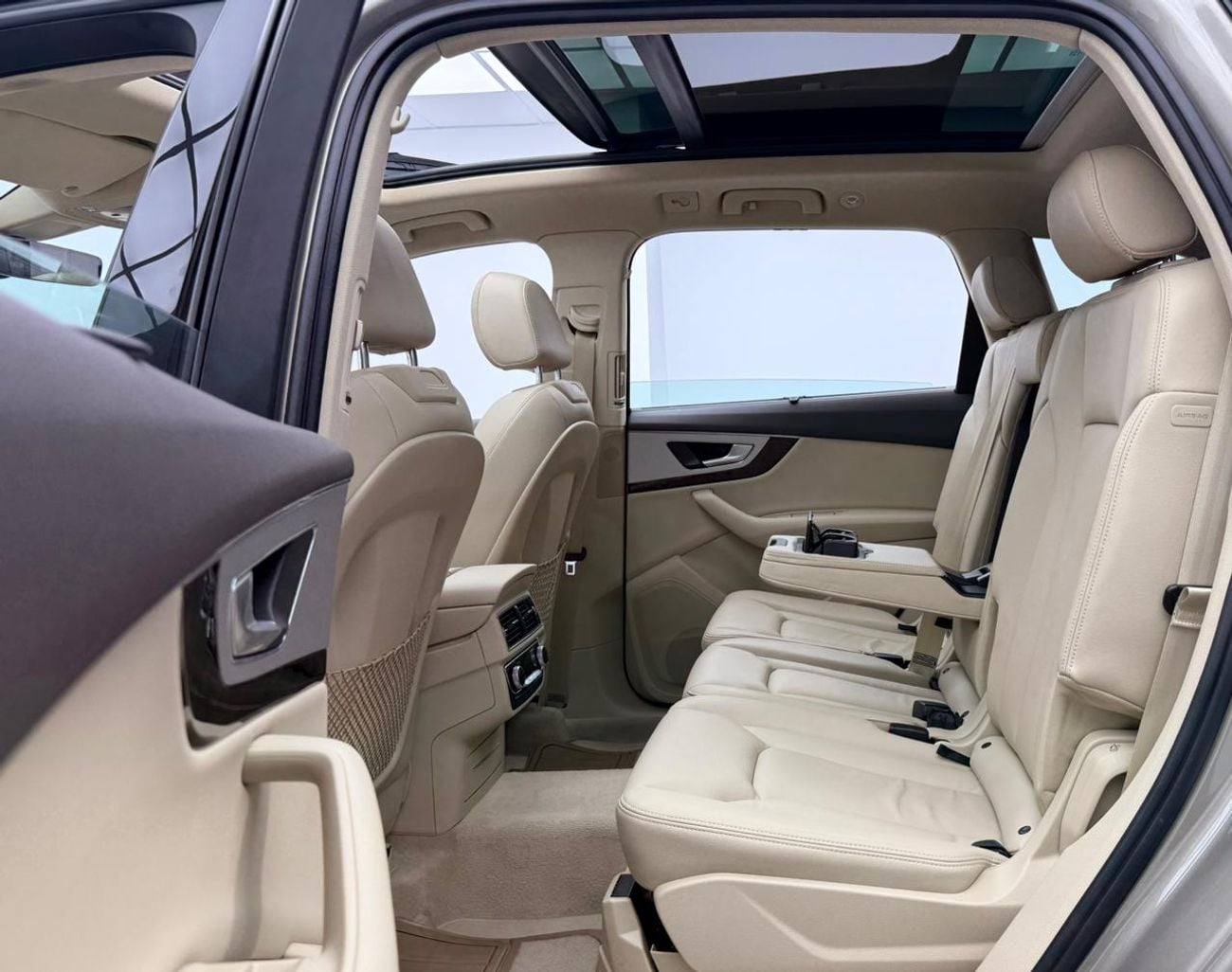 Audi Q7 45 TFSI quattro 3.0L 2017 Audi Q7 45 TFSI Quattro, Full Audi Service History, 7 Seater, Excellent Co