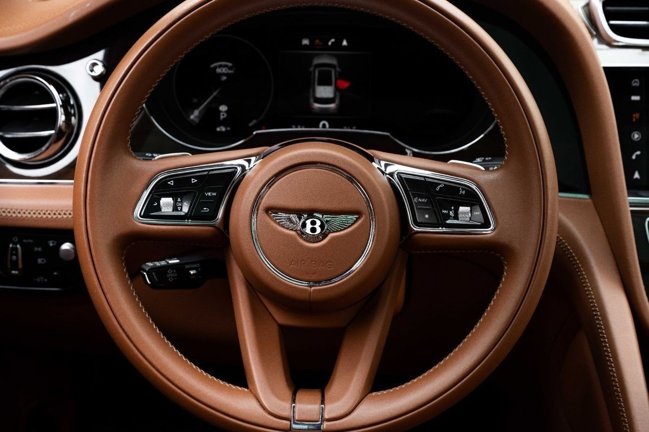 بنتلي بينتايجا V8 | 11,750 P.M  | 0% Downpayment | Full Bentley History!