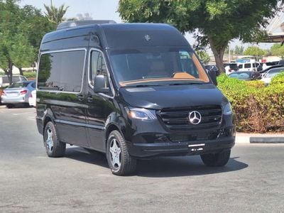 مرسيدس بنز سبرينتر 2023 MERCEDES BENZ SPRINTER 2.0L PETROL VIP LUXURY