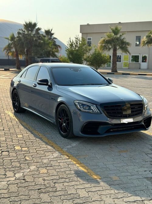 مرسيدس بنز S 550