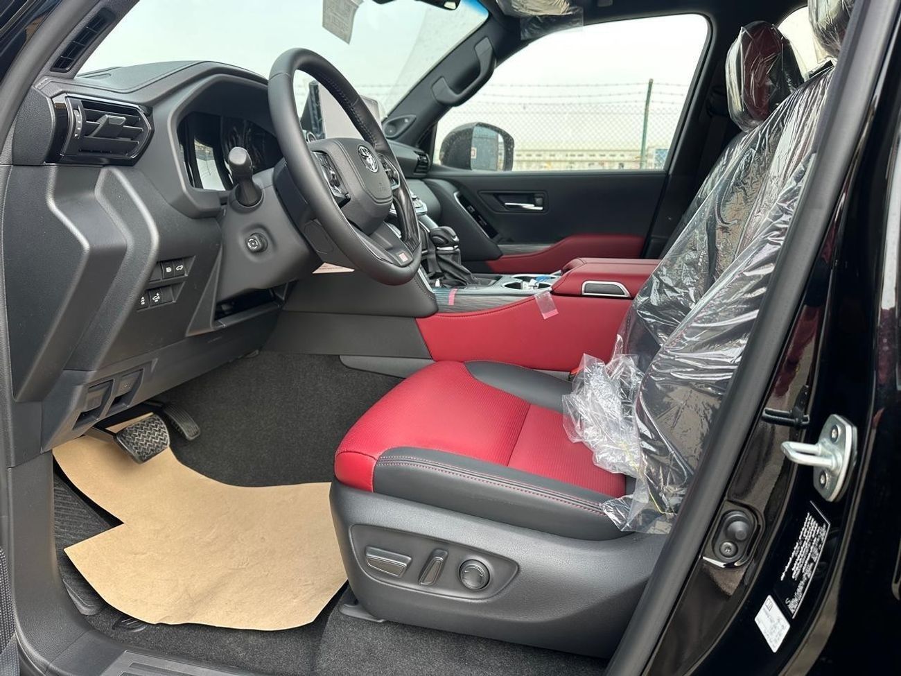 تويوتا لاند كروزر 2026 Toyota Land Cruiser GR-Sport 3.3L AT Diesel