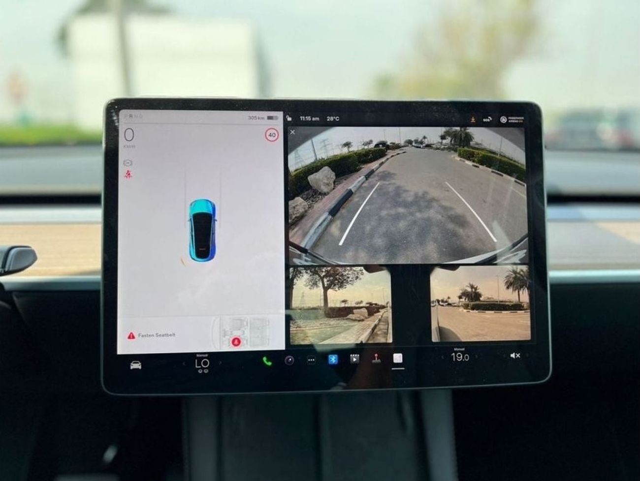 Tesla Model Y TESLA MODEL Y LONG RANGE DUAL MOTORS 4WD 2022 GCC WITH TESLA WARRANTY IN MINT CONDITION