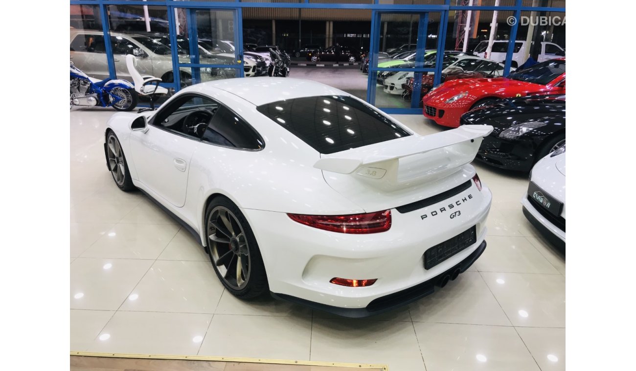 Porsche 911 GT3 - 2014 - GCC - ONE YEAR WARRANTY ( 4,600 ) AED PER MONTH )