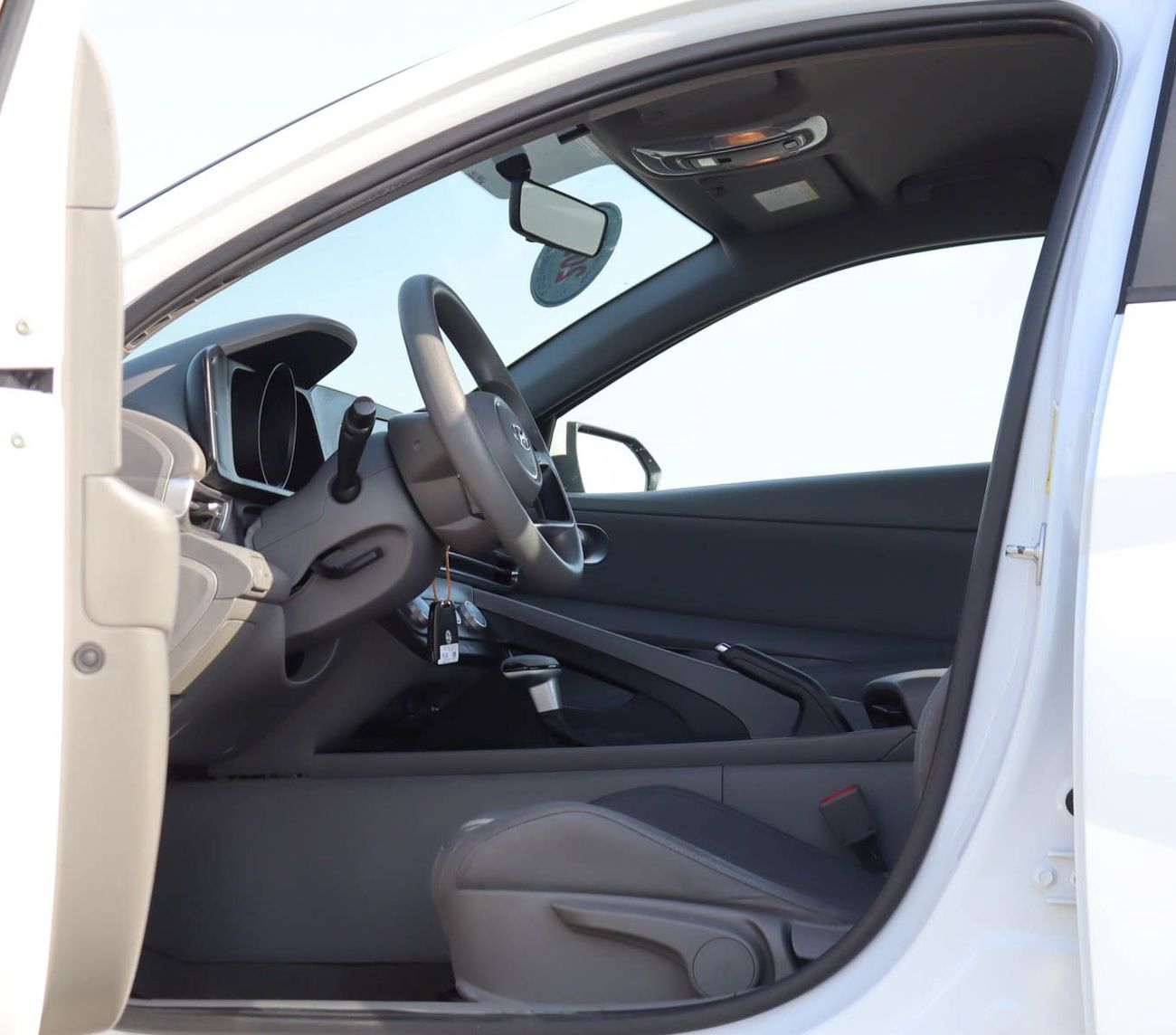 Hyundai Elantra Smart 1.6L Hyundai Elantra 2022 GCC 1.6 L accident-free,  in excellent condition, 706 P.M