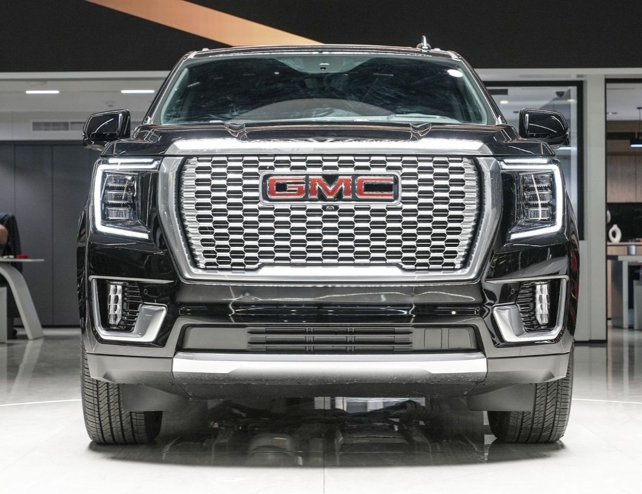 GMC Yukon 6.2 V8 Denali (AWD)