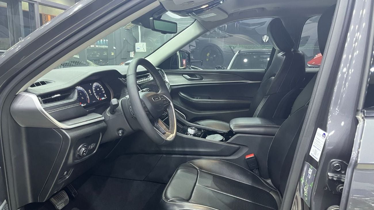Jeep Grand Cherokee LIMITED