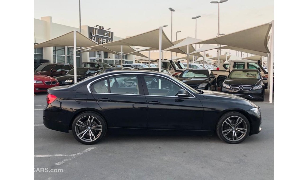 BMW 320i BMW320 model 2018 GCC car prefect condition full option  full electric control