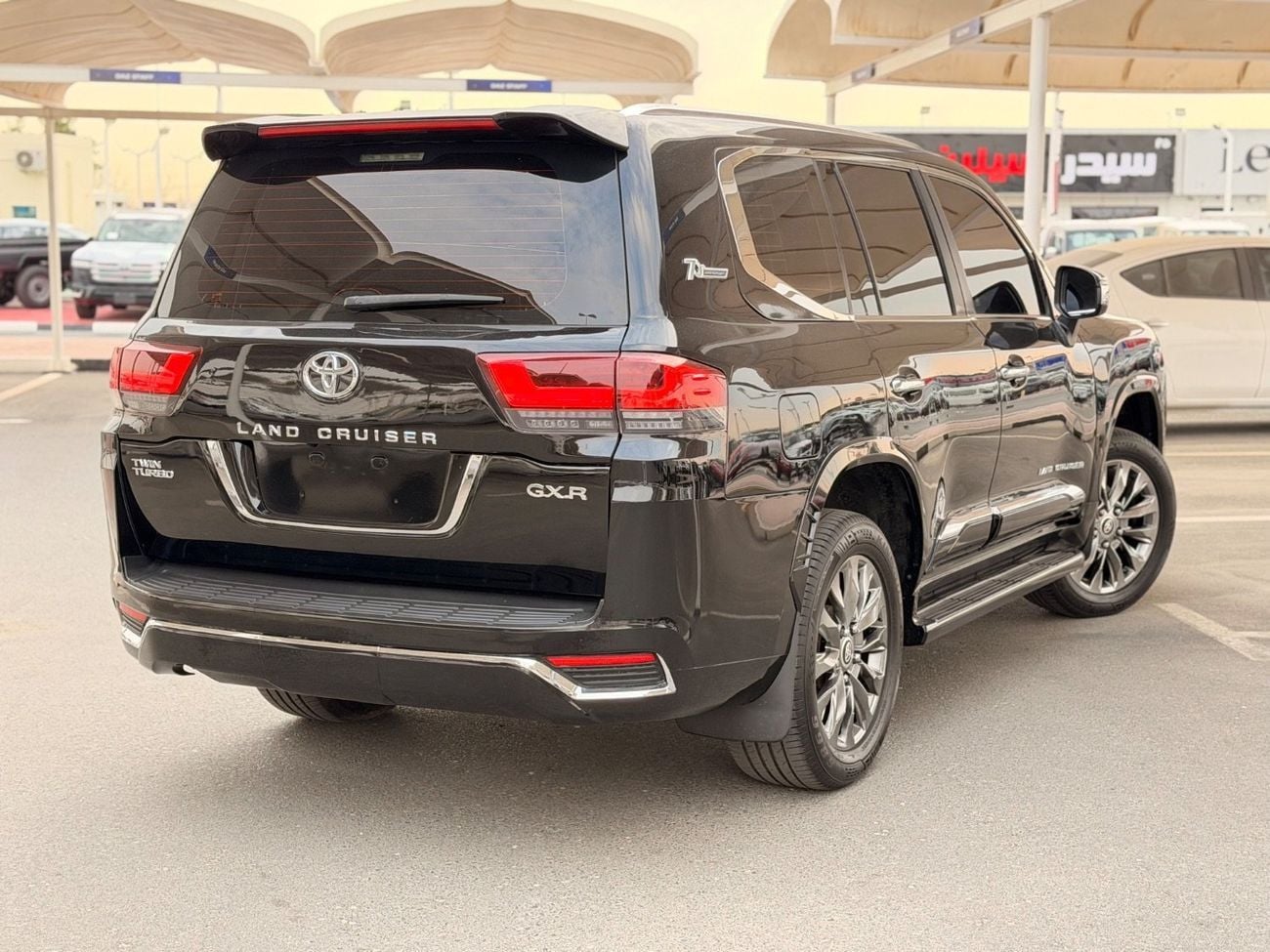Toyota Land Cruiser 4.0L (271 HP) 4WD