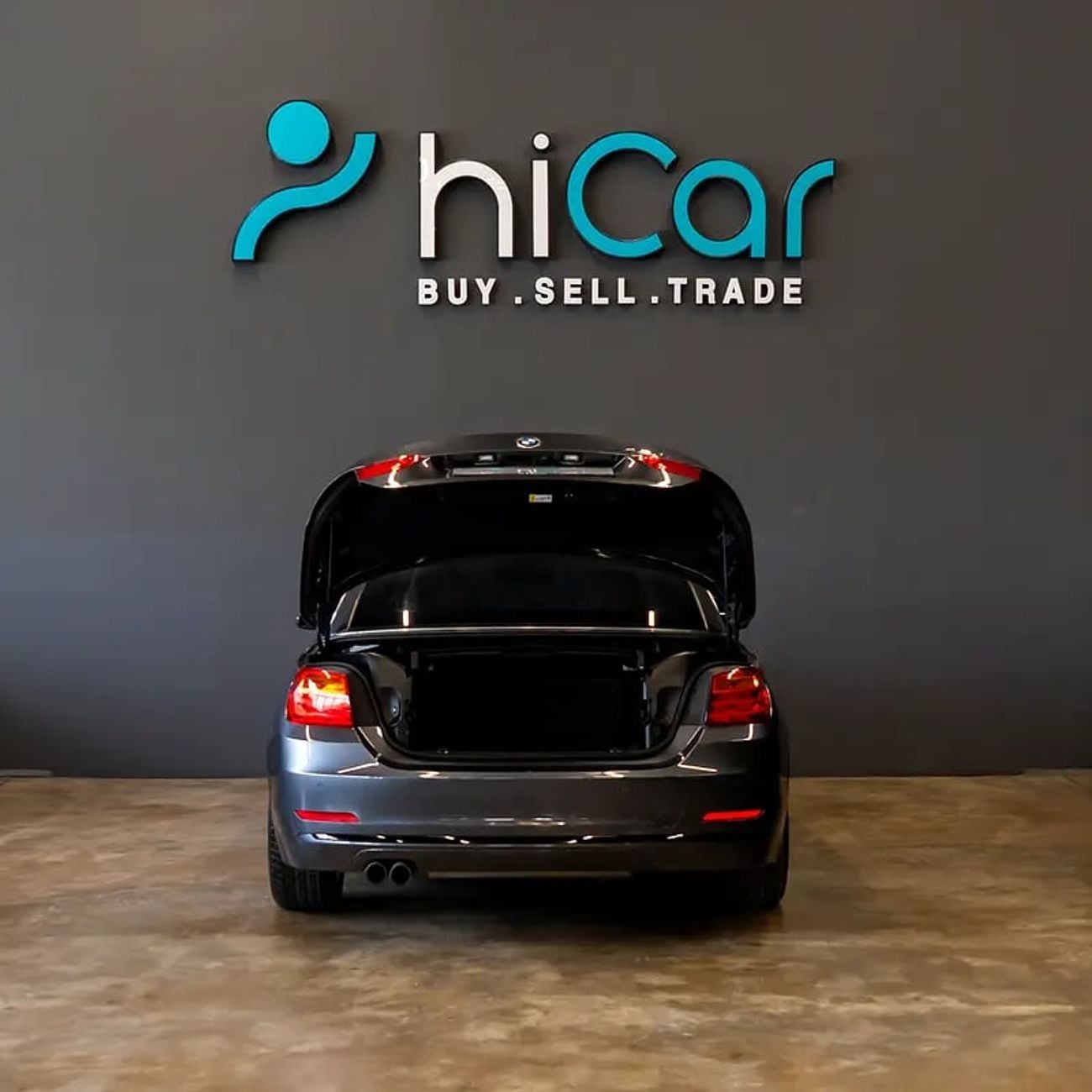 BMW 420i 1,877 0% Downpayment • 420i M-Sport Convertible • 1 Year Warranty