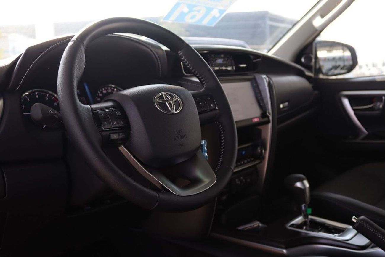 تويوتا فورتونر 2025 FORTUNER VXR 4.0 V6 PETROL/GASOLINA**EXPORT ONLY**التصدير فقط خارج الخليج**