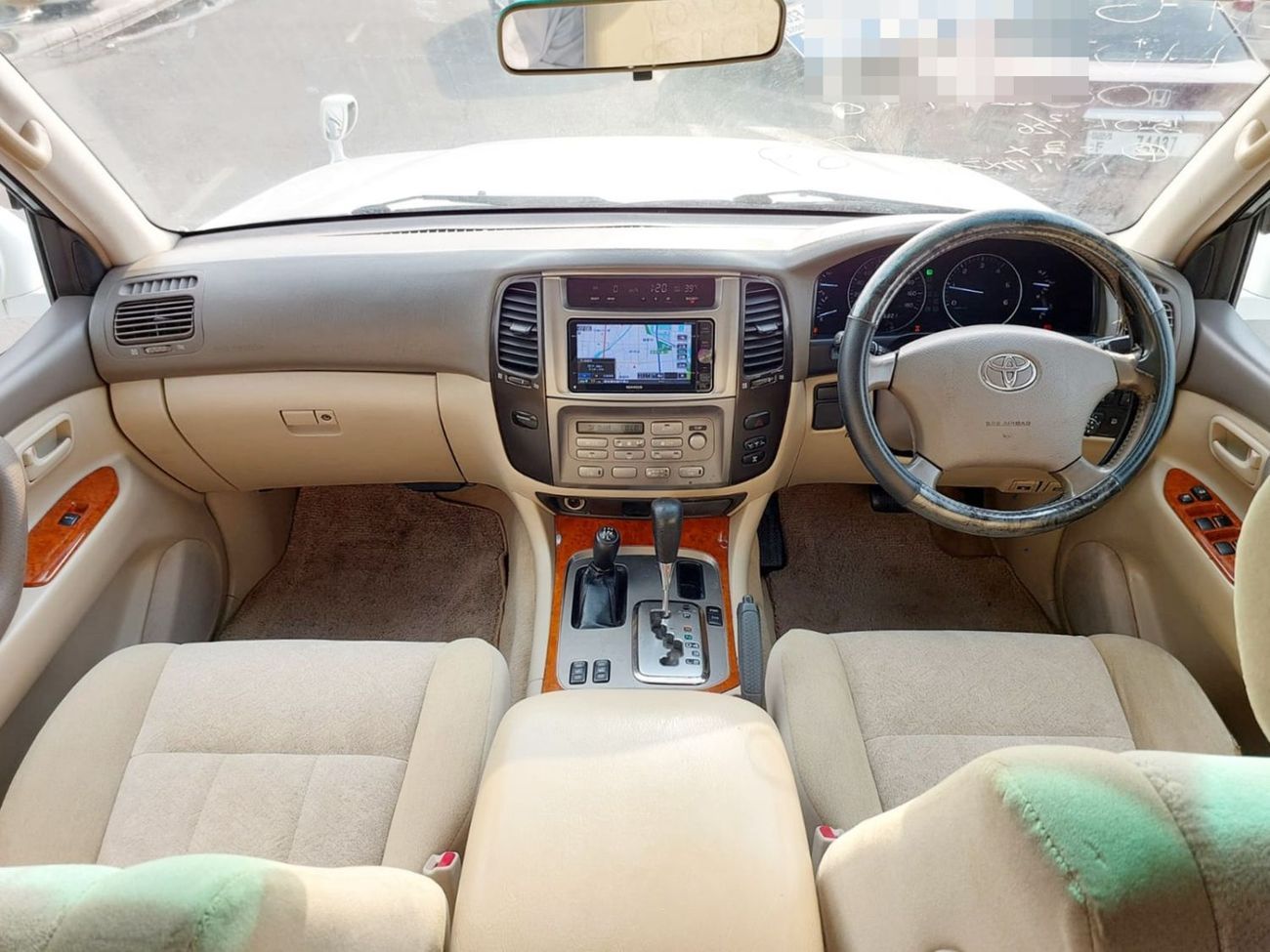تويوتا لاند كروزر TOYOTA LAND CRUISER SUV RHD 2005 MODEL 4.2 L DIESEL AUTOMATIC(PM27948)