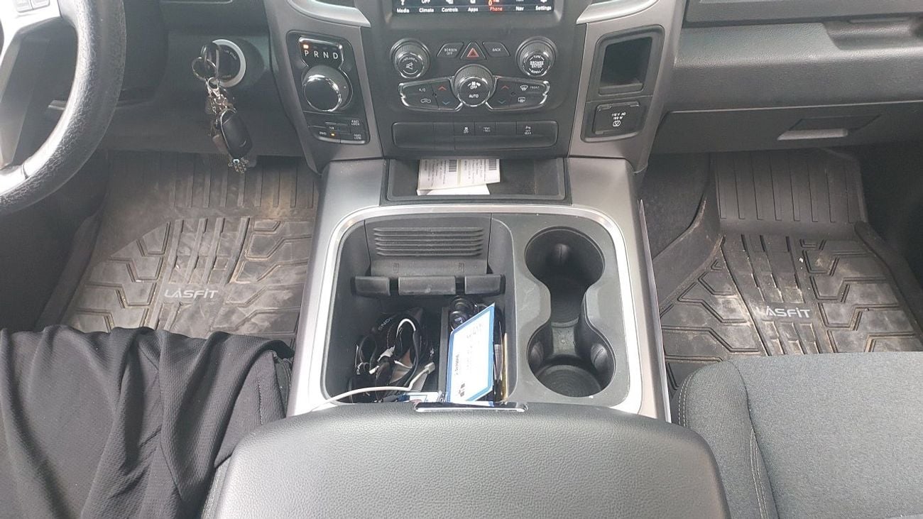 RAM 1500 CLASSIC WARLOCK 5.7 | Zero Down Payment | Home Test Drive