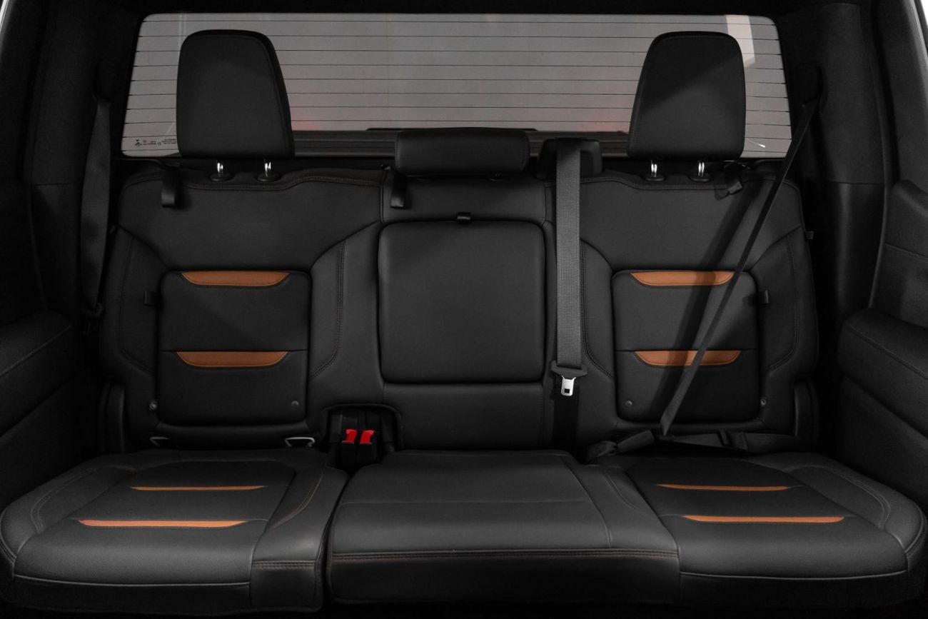 جي أم سي سييرا AT4