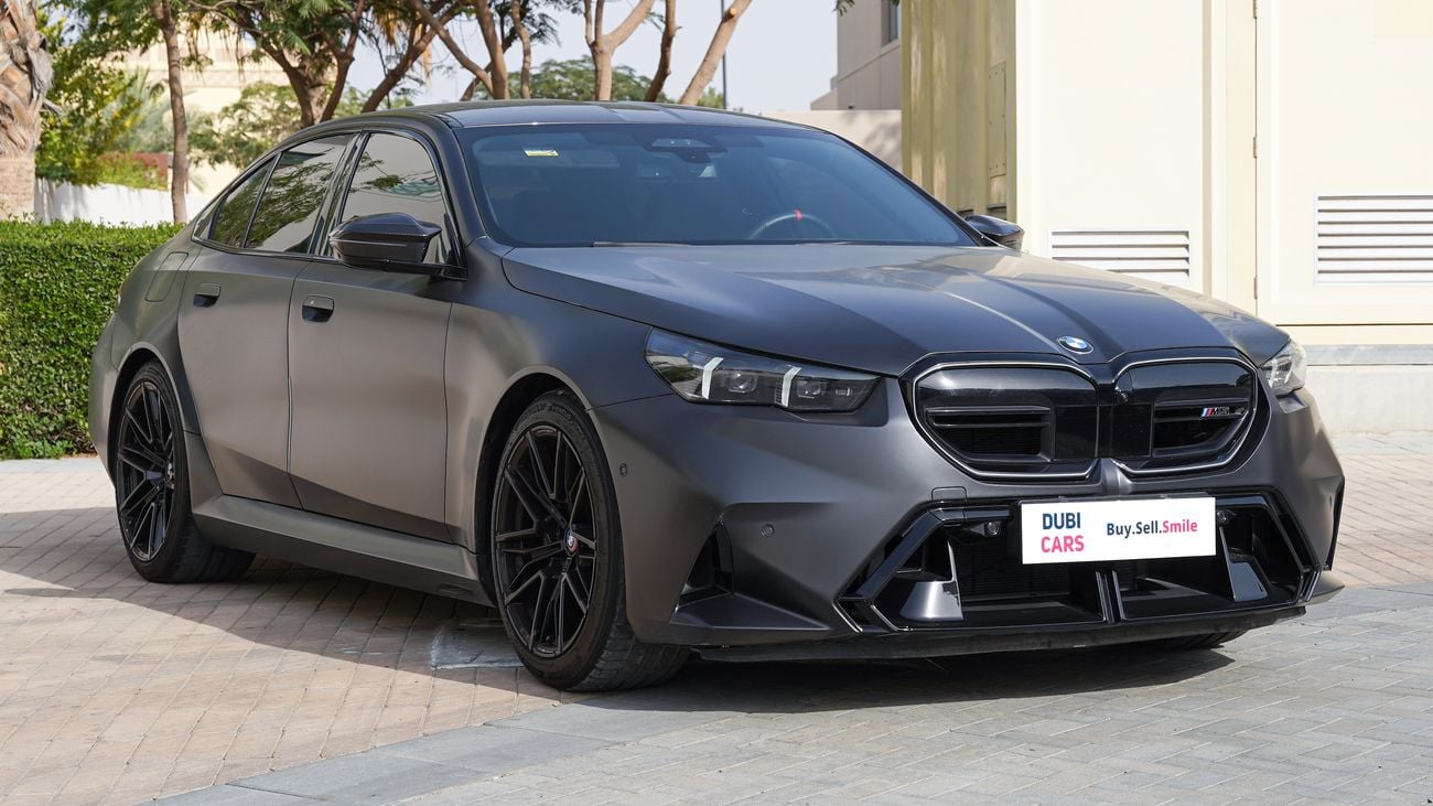 بي أم دبليو M5 200k km warranty worldwide transferable (valid at any BMW dealer) 17/10/2029 | exterior and interior