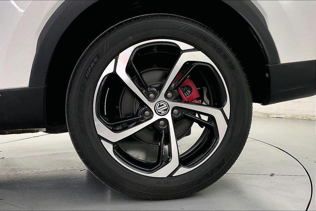 أم جي HS Trophy | ضمان مجاني لمدة عام | 0 دفعة أولى