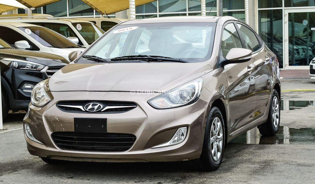 Hyundai Accent 1.6 blue