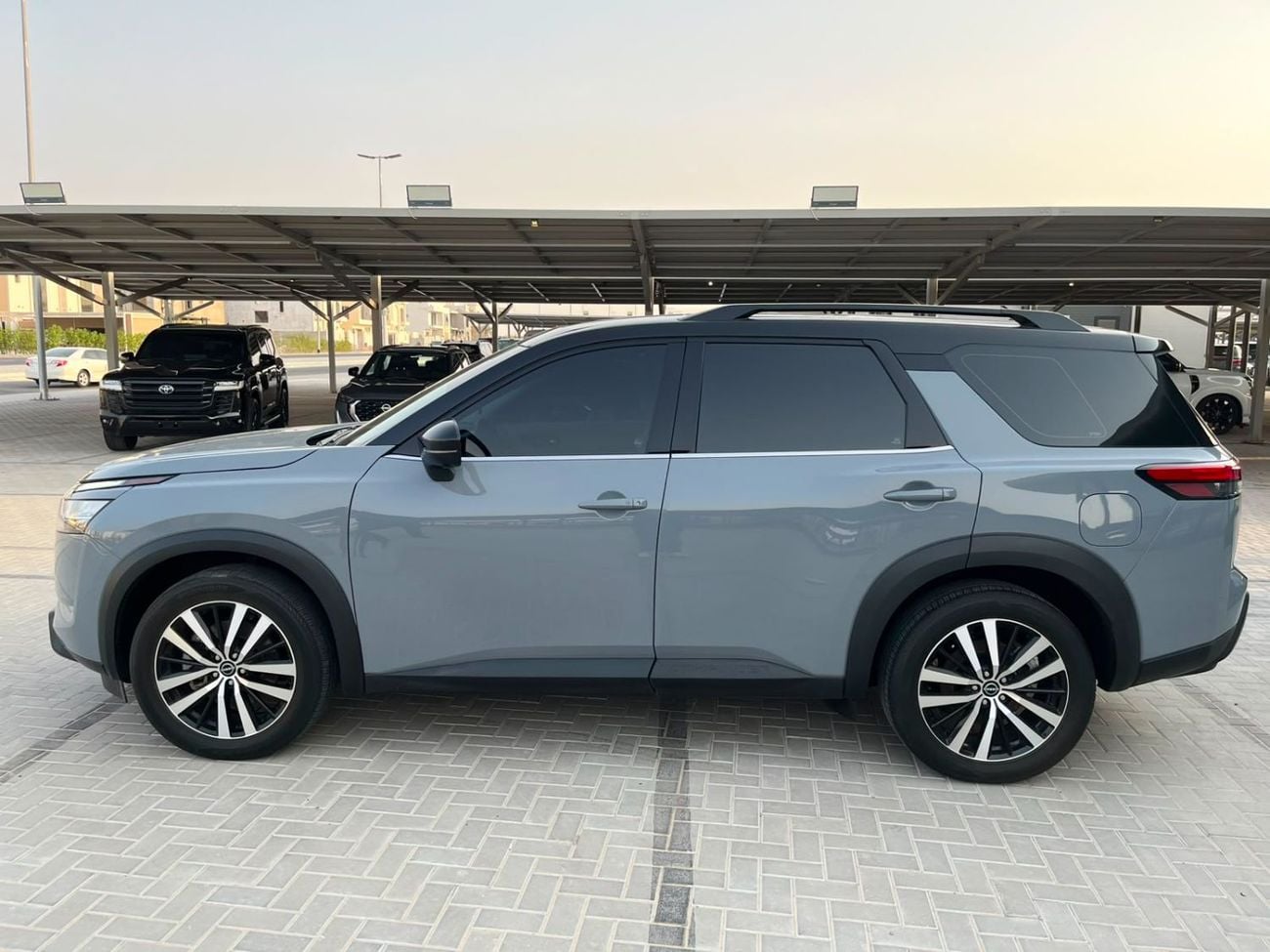 نيسان باثفايندر SV 5 year Warranty from Al Masood . Certified Pre owned Vehicle . Full service History