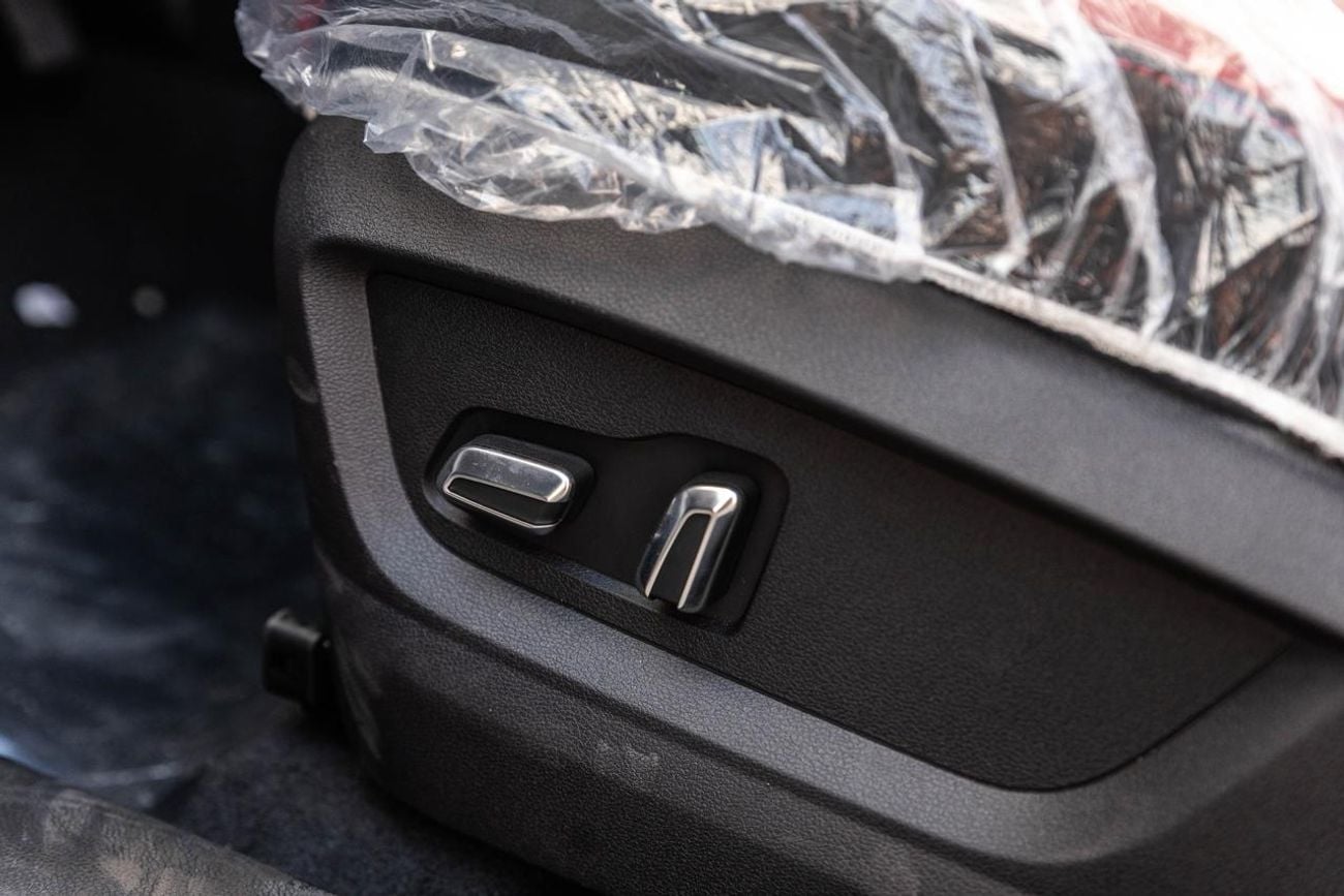 شيري تيجو 7 2026 CHERY TIGGO 7  1.5L SUV SQR7 150T FWD WHITE / BEIGE