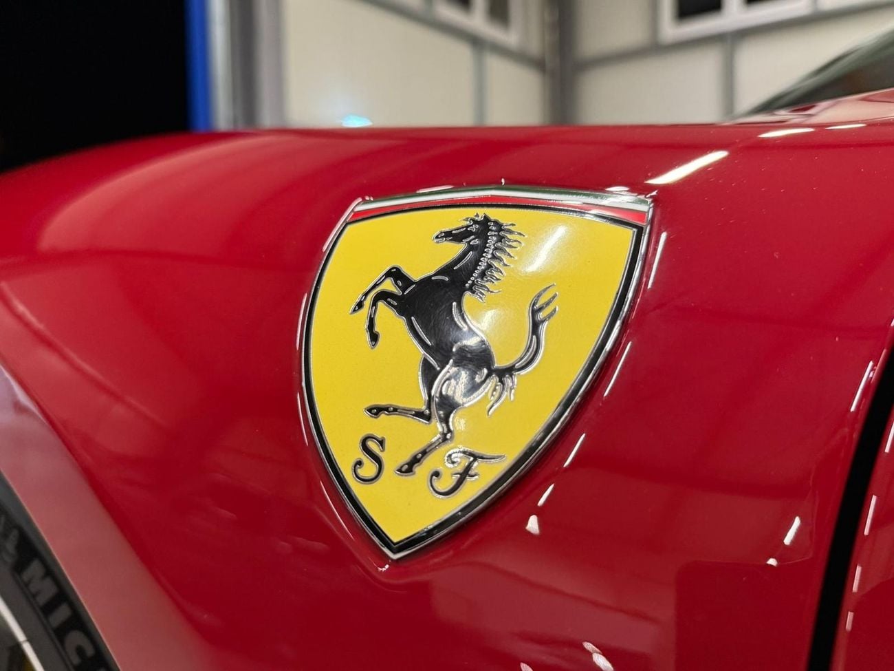 Ferrari 296 GTS Base