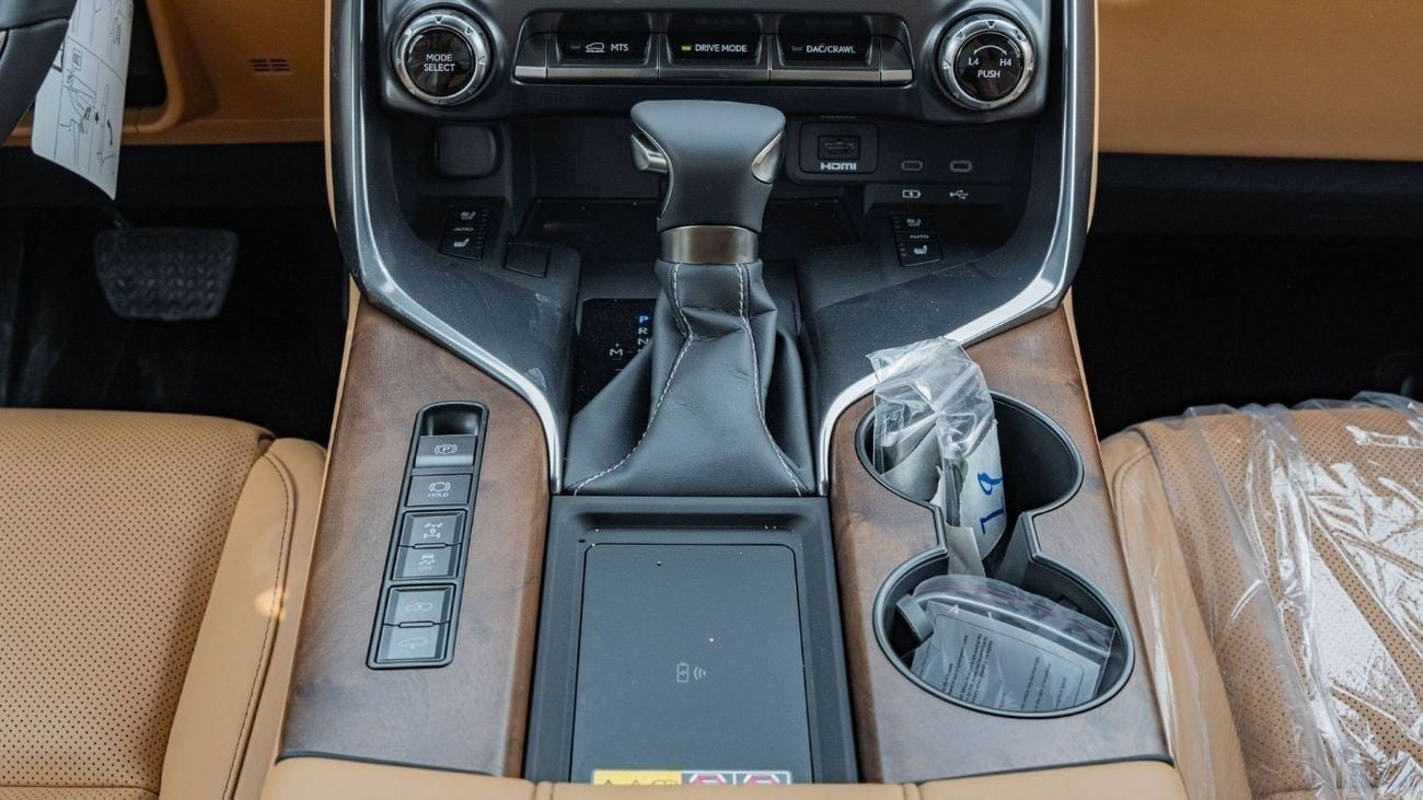 Lexus LX 600 2025 Lexus LX600 Signature 3.5L AT Petrol (Black-Tan) /w Wood Accent