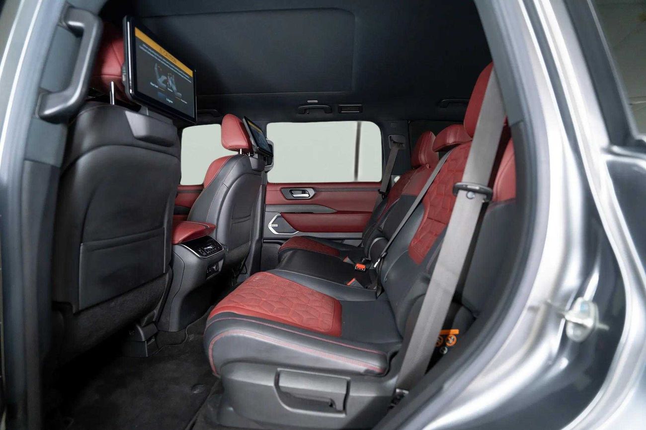 Nissan Patrol SE Platinum City 5.6L SE PLATINUM CITY 3.8